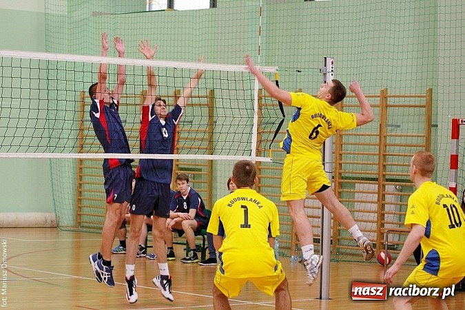 Zdjęcie w galerii na portalu naszraciborz.pl: I LO najlepsze w rozgrywkach siatkówki wiadomości z regionu