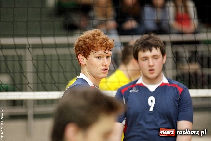 Zdjęcie w galerii na portalu naszraciborz.pl: I LO najlepsze w rozgrywkach siatkówki wiadomości z regionu