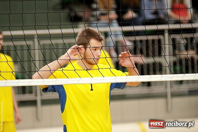 Zdjęcie w galerii na portalu naszraciborz.pl: I LO najlepsze w rozgrywkach siatkówki wiadomości z regionu