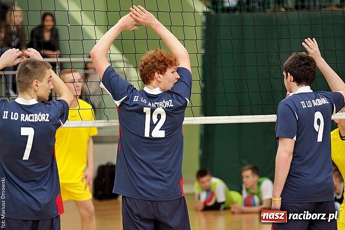 Zdjęcie w galerii na portalu naszraciborz.pl: I LO najlepsze w rozgrywkach siatkówki wiadomości z regionu