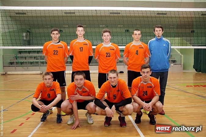 Zdjęcie w galerii na portalu naszraciborz.pl: I LO najlepsze w rozgrywkach siatkówki wiadomości z regionu