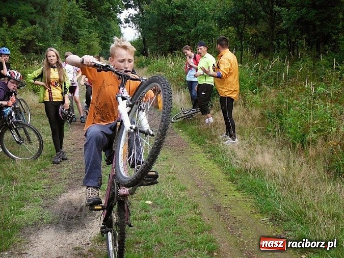 Zdjęcie w galerii na portalu naszraciborz.pl: Kuźniańscy uczniowie pojadą rowerem nad morze  wiadomości z regionu