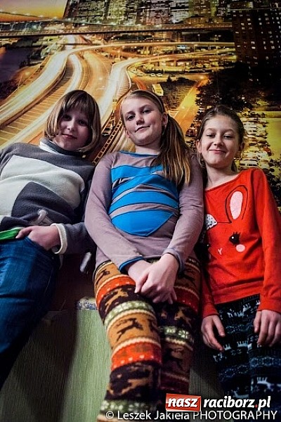 Zdjęcie w galerii na portalu naszraciborz.pl: Młodzi mieszkańcy gminy Krzanowice poznają świat fotografii wiadomości z regionu