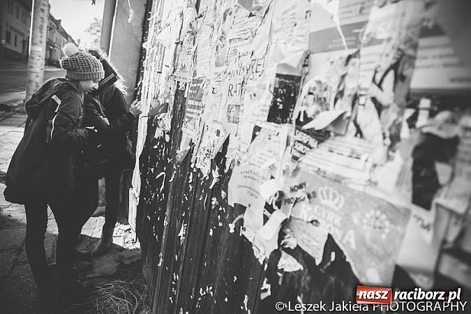 Zdjęcie w galerii na portalu naszraciborz.pl: Młodzi mieszkańcy gminy Krzanowice poznają świat fotografii wiadomości z regionu