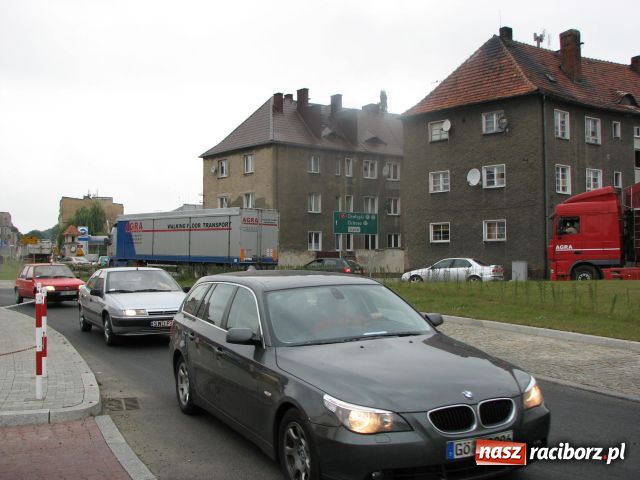 Zdjęcie w galerii na portalu naszraciborz.pl: Kierowcy tracą nerwy w korkach wiadomości z regionu