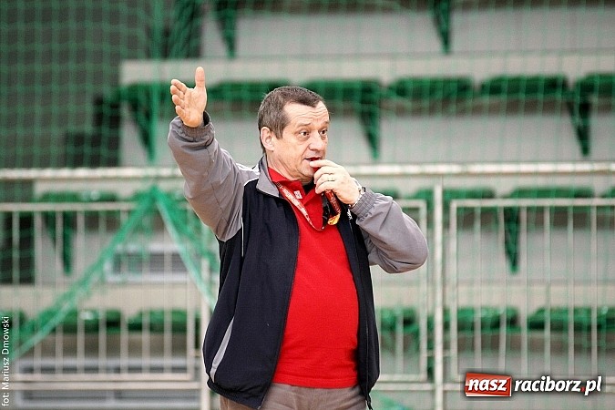 Zdjęcie w galerii na portalu naszraciborz.pl: Koszykówka dziewcząt szkół ponadgimnazjalnych wiadomości z regionu