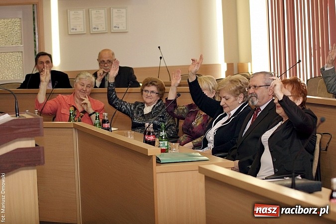 Zdjęcie w galerii na portalu naszraciborz.pl: Pierwsza sesja nowo wybranej Rady Seniorów  wiadomości z regionu