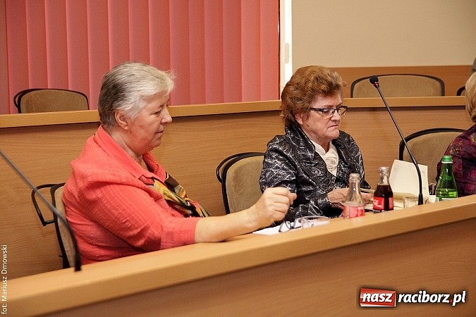 Zdjęcie w galerii na portalu naszraciborz.pl: Pierwsza sesja nowo wybranej Rady Seniorów  wiadomości z regionu