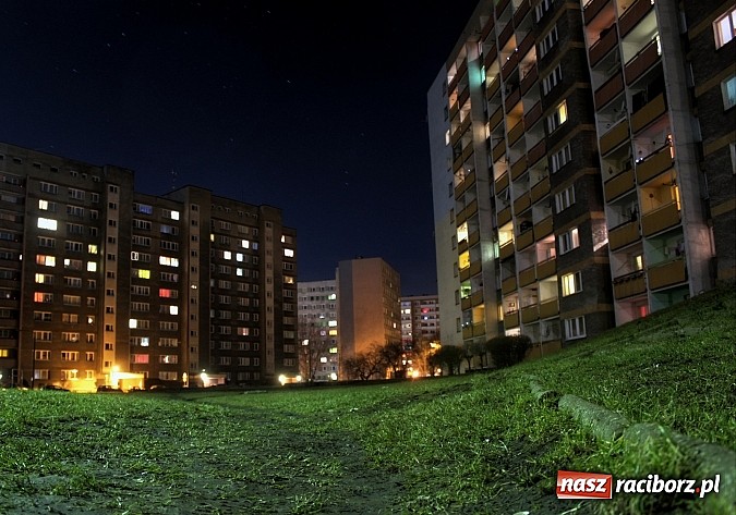 Zdjęcie w galerii na portalu naszraciborz.pl: Katowicka - nie dotyczy placu zabaw  wiadomości z regionu