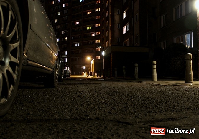 Zdjęcie w galerii na portalu naszraciborz.pl: Katowicka - nie dotyczy placu zabaw  wiadomości z regionu