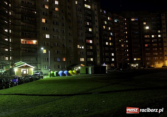 Zdjęcie w galerii na portalu naszraciborz.pl: Katowicka - nie dotyczy placu zabaw  wiadomości z regionu