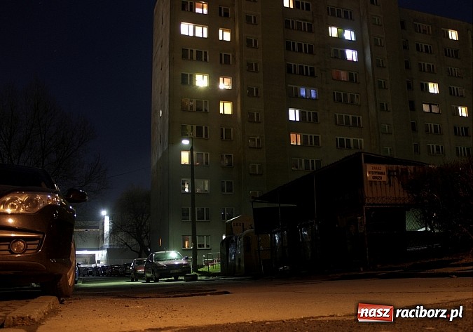 Zdjęcie w galerii na portalu naszraciborz.pl: Katowicka - nie dotyczy placu zabaw  wiadomości z regionu