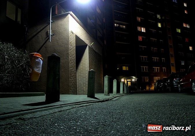 Zdjęcie w galerii na portalu naszraciborz.pl: Katowicka - nie dotyczy placu zabaw  wiadomości z regionu