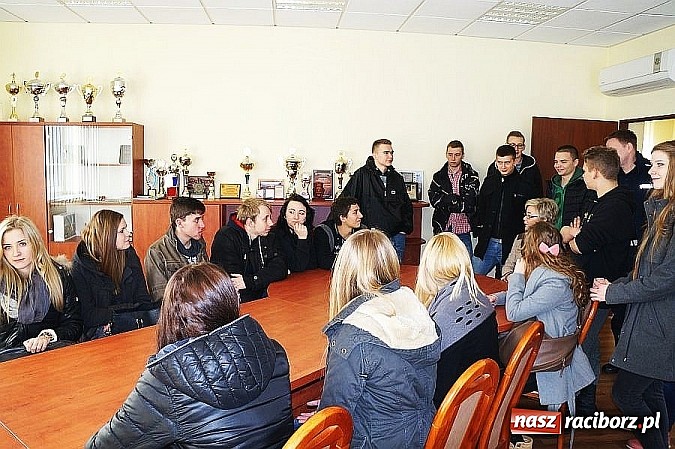 Zdjęcie w galerii na portalu naszraciborz.pl: Ekonomik w raciborskiej komendzie  wiadomości z regionu