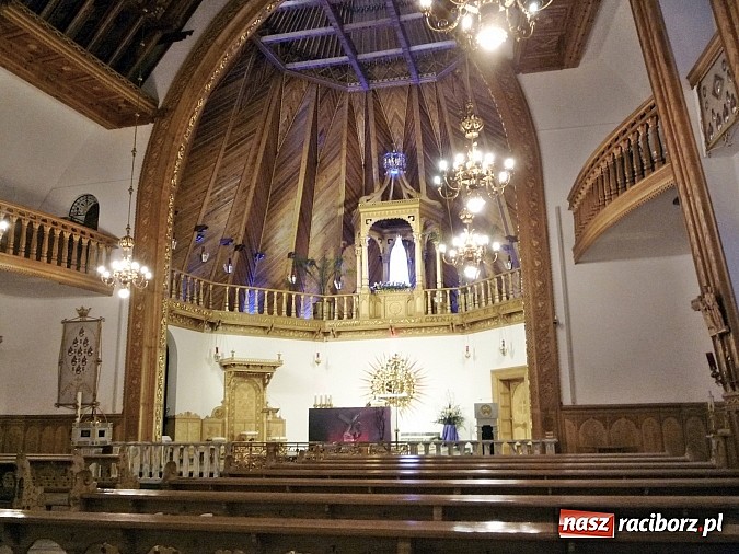 Zdjęcie w galerii na portalu naszraciborz.pl: Obóz narciarski dla gimnazjalistów z gminy Krzyżanowice  wiadomości z regionu