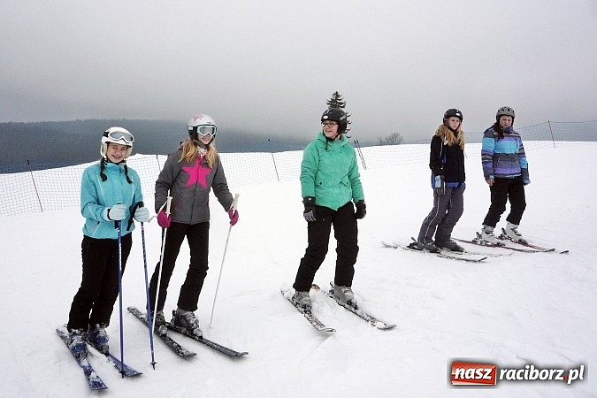 Zdjęcie w galerii na portalu naszraciborz.pl: Obóz narciarski dla gimnazjalistów z gminy Krzyżanowice  wiadomości z regionu