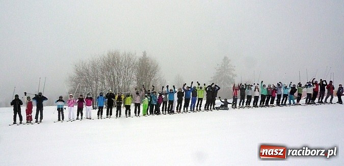 Zdjęcie w galerii na portalu naszraciborz.pl: Obóz narciarski dla gimnazjalistów z gminy Krzyżanowice  wiadomości z regionu