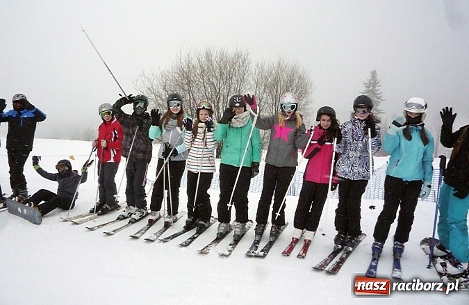Zdjęcie w galerii na portalu naszraciborz.pl: Obóz narciarski dla gimnazjalistów z gminy Krzyżanowice  wiadomości z regionu