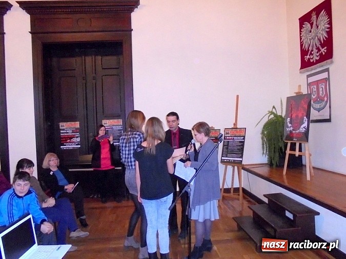 Zdjęcie w galerii na portalu naszraciborz.pl: Razem tworzymy lepszy Internet w Gimnazjum nr 5 wiadomości z regionu