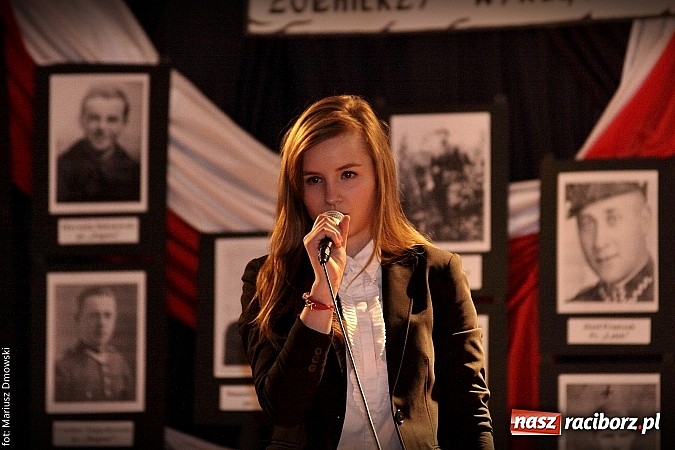 Zdjęcie w galerii na portalu naszraciborz.pl: Wieczornica ku pamięci Żołnierzy Wyklętych wiadomości z regionu