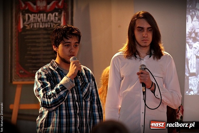 Zdjęcie w galerii na portalu naszraciborz.pl: Wieczornica ku pamięci Żołnierzy Wyklętych wiadomości z regionu