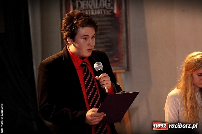 Zdjęcie w galerii na portalu naszraciborz.pl: Wieczornica ku pamięci Żołnierzy Wyklętych wiadomości z regionu