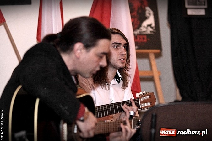 Zdjęcie w galerii na portalu naszraciborz.pl: Wieczornica ku pamięci Żołnierzy Wyklętych wiadomości z regionu