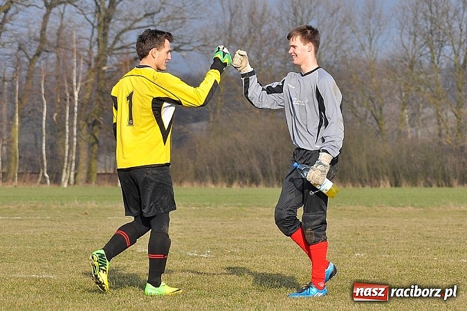 Zdjęcie w galerii na portalu naszraciborz.pl: Sparing: Unia gorsza o jedno trafienie wiadomości z regionu