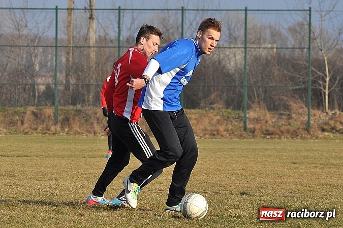Zdjęcie w galerii na portalu naszraciborz.pl: Sparing: Unia gorsza o jedno trafienie wiadomości z regionu
