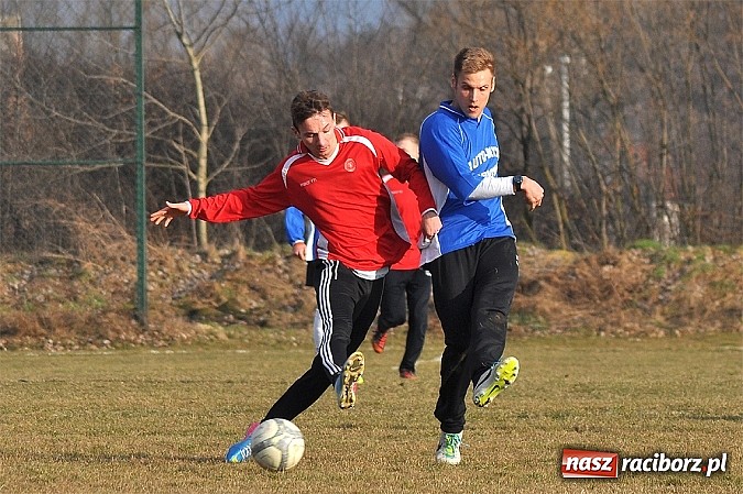 Zdjęcie w galerii na portalu naszraciborz.pl: Sparing: Unia gorsza o jedno trafienie wiadomości z regionu