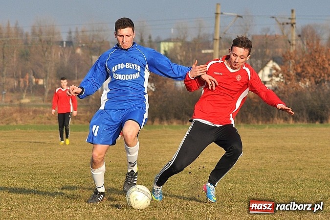 Zdjęcie w galerii na portalu naszraciborz.pl: Sparing: Unia gorsza o jedno trafienie wiadomości z regionu