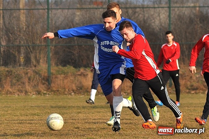 Zdjęcie w galerii na portalu naszraciborz.pl: Sparing: Unia gorsza o jedno trafienie wiadomości z regionu