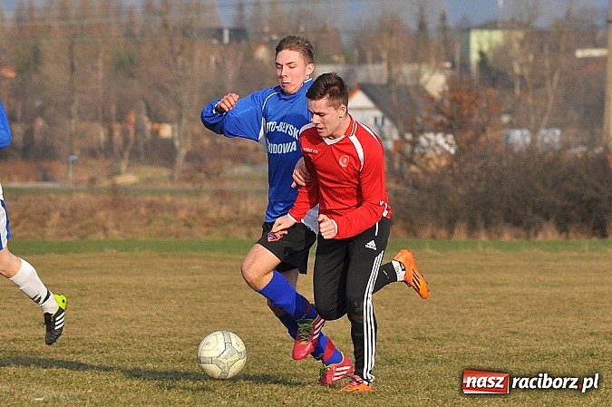 Zdjęcie w galerii na portalu naszraciborz.pl: Sparing: Unia gorsza o jedno trafienie wiadomości z regionu