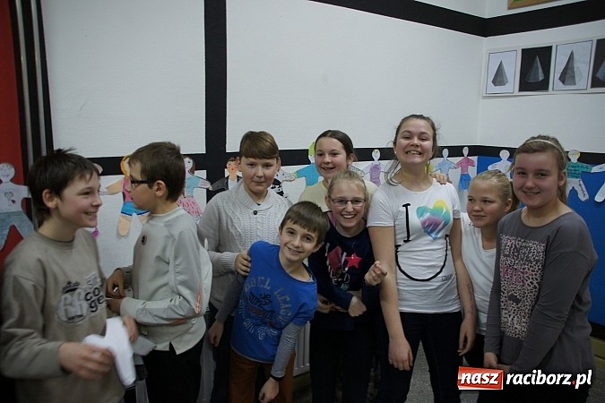 Zdjęcie w galerii na portalu naszraciborz.pl: Bądź kumplem, nie dokuczaj, czyli bezpiecznie w SP 1 wiadomości z regionu