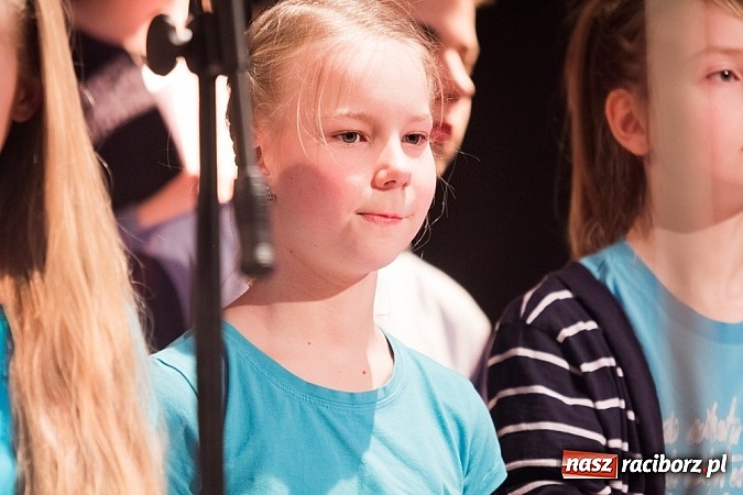 Zdjęcie w galerii na portalu naszraciborz.pl: Podsumowanie warsztatów gospel w MDK wiadomości z regionu