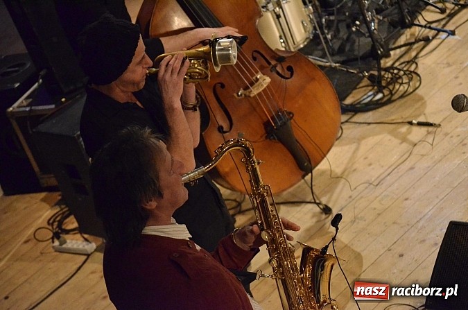 Zdjęcie w galerii na portalu naszraciborz.pl: Fantastyczny Soyka Kolektyw w Raciborskim Centrum Kultury wiadomości z regionu