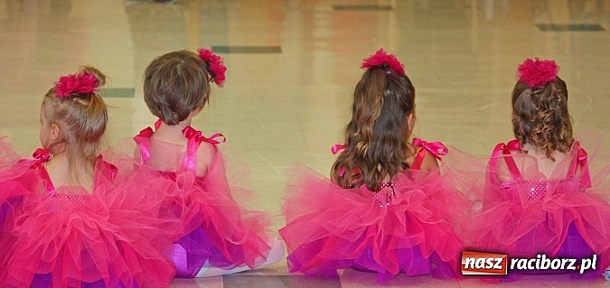Zdjęcie w galerii na portalu naszraciborz.pl: Dzień Otwarty dla dzieci i młodzieży w Studiu Tańca La Fiesta wiadomości z regionu