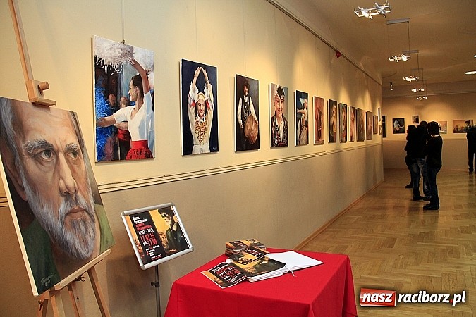 Zdjęcie w galerii na portalu naszraciborz.pl: Wystawa retrospektywna Marka Furmanowicza w RCK  wiadomości z regionu