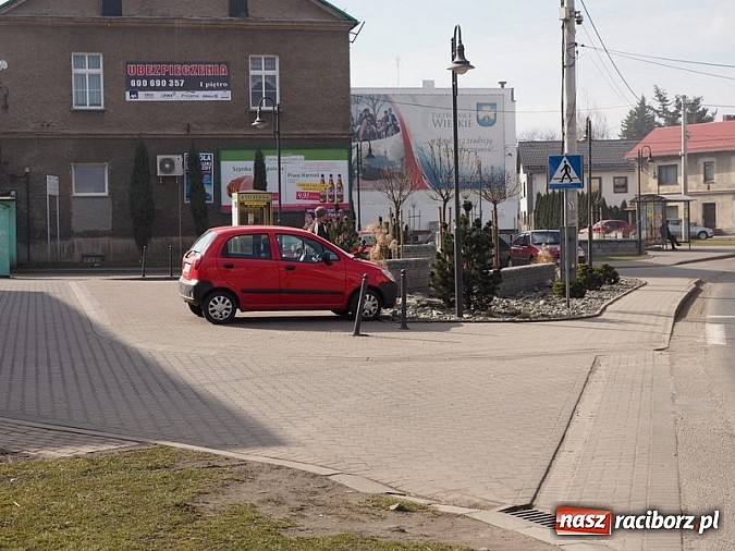 Zdjęcie w galerii na portalu naszraciborz.pl: Centrum Ubezpieczeń SALVUS - solidne i tanie ubezpieczenia w Pietrowicach Wielkich wiadomości z regionu