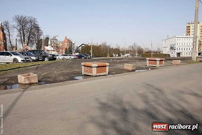 Zdjęcie w galerii na portalu naszraciborz.pl: Ratusz zapewnia. Ta prowizorka zniknie! wiadomości z regionu