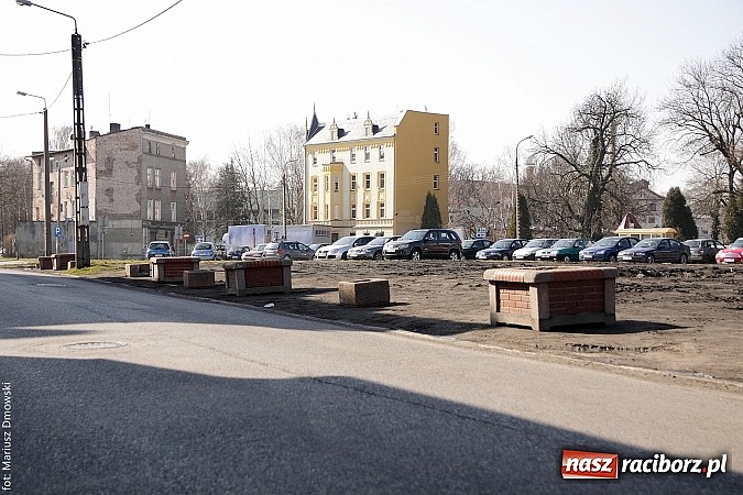Zdjęcie w galerii na portalu naszraciborz.pl: Ratusz zapewnia. Ta prowizorka zniknie! wiadomości z regionu