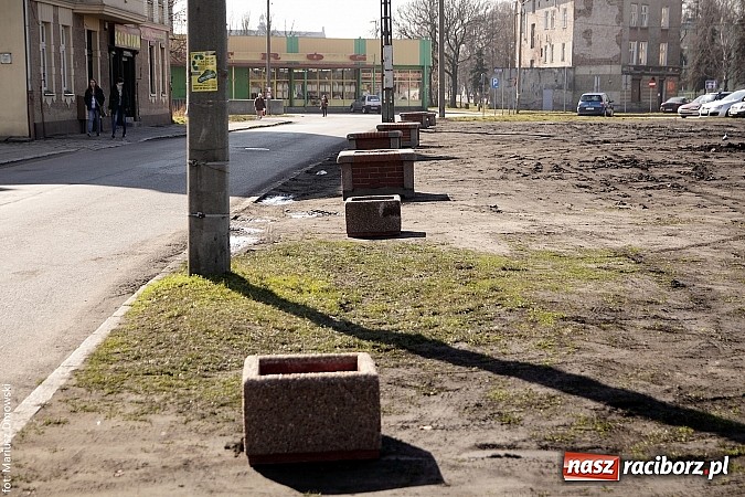 Zdjęcie w galerii na portalu naszraciborz.pl: Ratusz zapewnia. Ta prowizorka zniknie! wiadomości z regionu