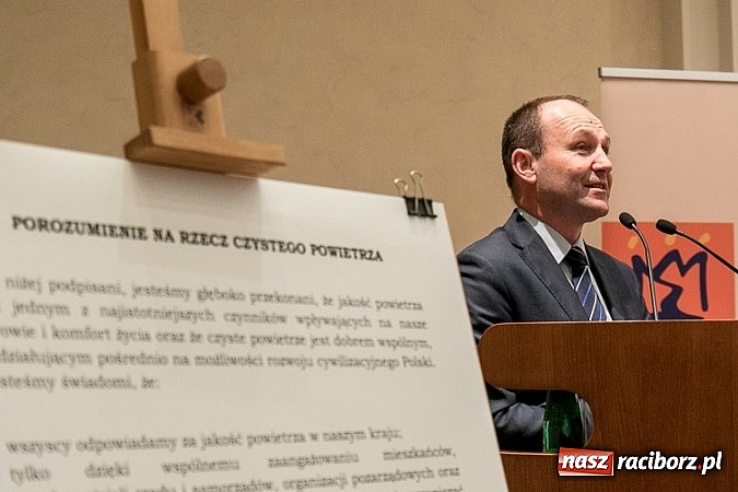 Zdjęcie w galerii na portalu naszraciborz.pl: Śląskie powietrze w centrum uwagi wiadomości z regionu