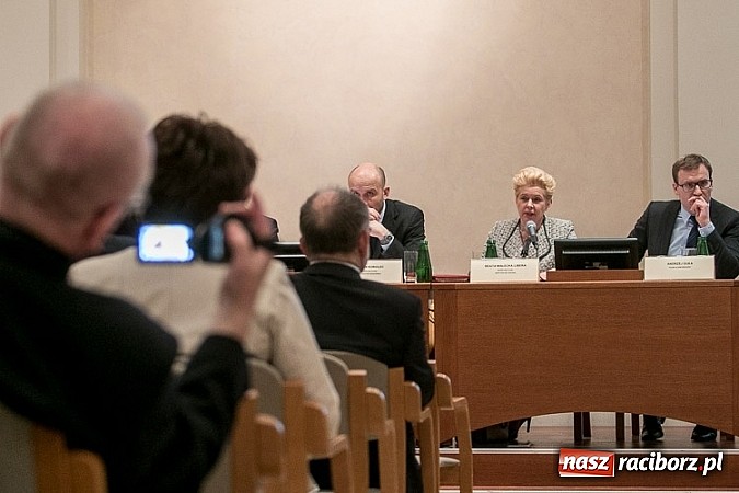 Zdjęcie w galerii na portalu naszraciborz.pl: Śląskie powietrze w centrum uwagi wiadomości z regionu