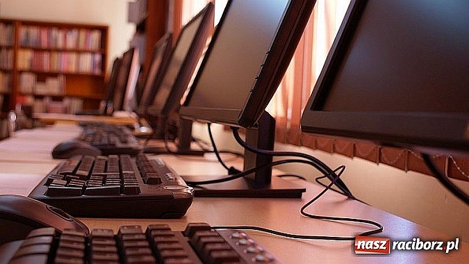 Zdjęcie w galerii na portalu naszraciborz.pl: Kolejna edycja kursu Internet 55+ już za nami wiadomości z regionu