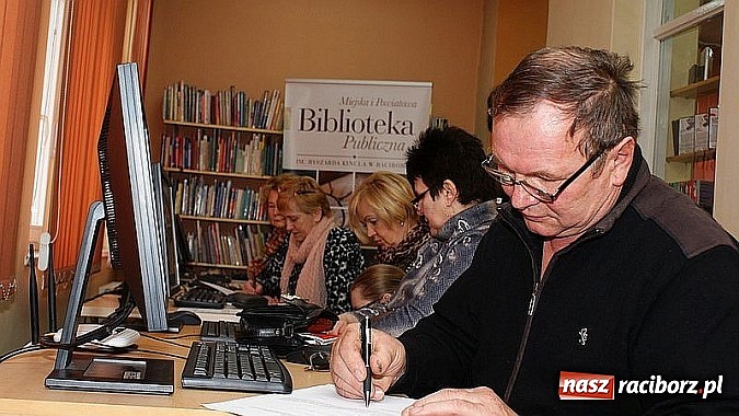 Zdjęcie w galerii na portalu naszraciborz.pl: Kolejna edycja kursu Internet 55+ już za nami wiadomości z regionu