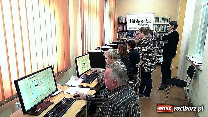 Zdjęcie w galerii na portalu naszraciborz.pl: Kolejna edycja kursu Internet 55+ już za nami wiadomości z regionu