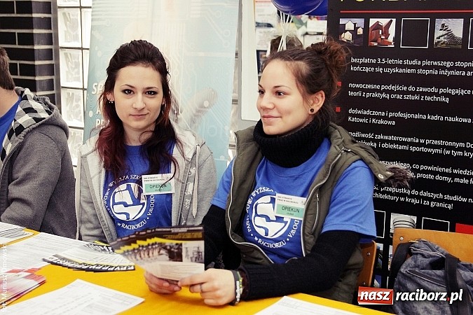 Zdjęcie w galerii na portalu naszraciborz.pl: Dni otwarte w PWSZ w Raciborzu wiadomości z regionu