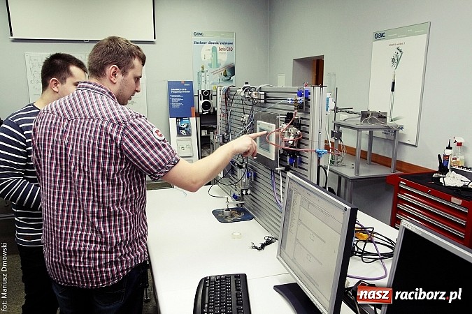 Zdjęcie w galerii na portalu naszraciborz.pl: Dni otwarte w PWSZ w Raciborzu wiadomości z regionu