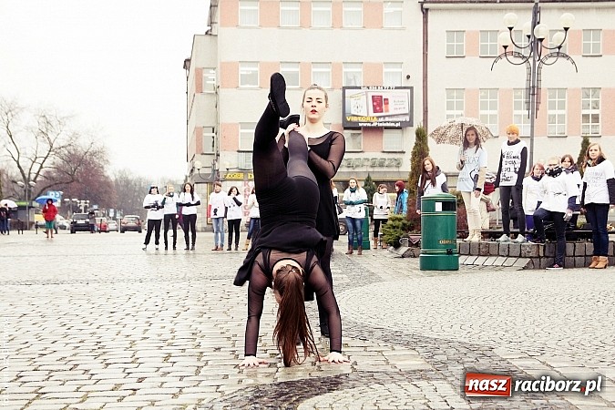 Zdjęcie w galerii na portalu naszraciborz.pl: Dni otwarte w PWSZ w Raciborzu wiadomości z regionu